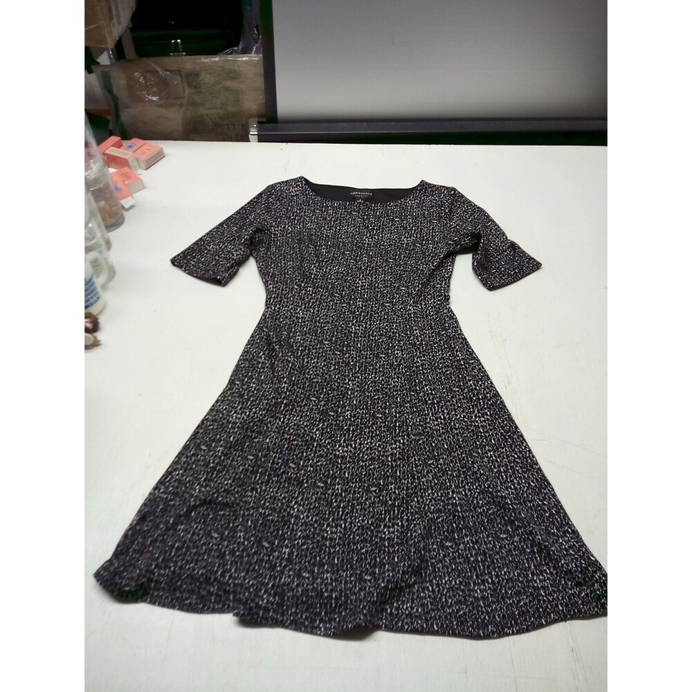 Connected Apparel Dress Size 6 Black White Abstract Stretch Women Dress